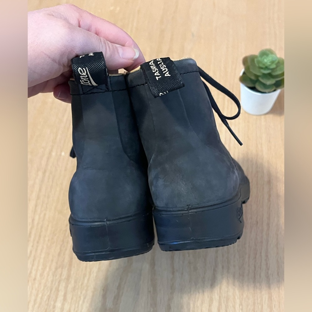 Blundstones Women’s Leather Lined Lace Up Boots - Picture 6 of 11